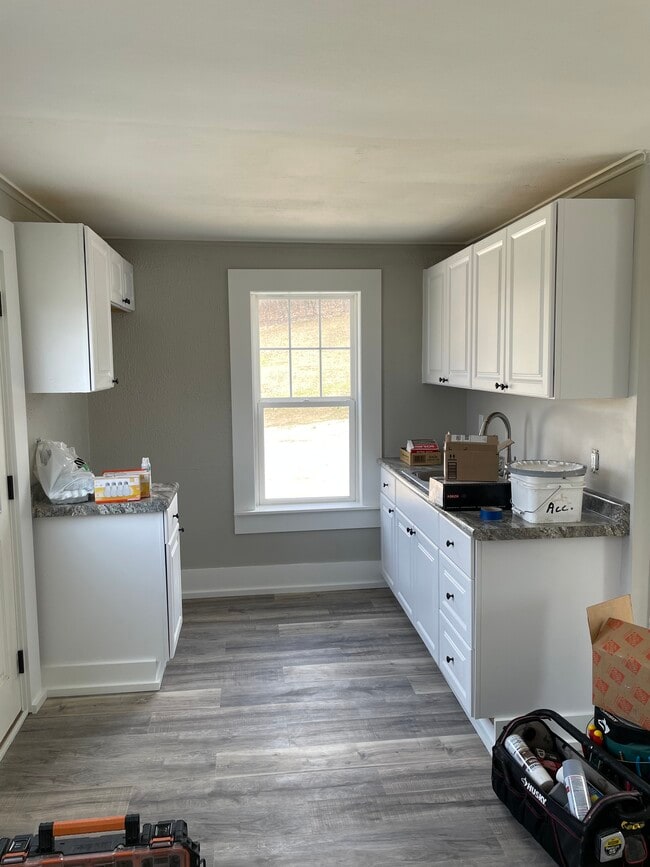 W292S4024 Hillside Rd in Waukesha, WI - Foto de edificio - Building Photo