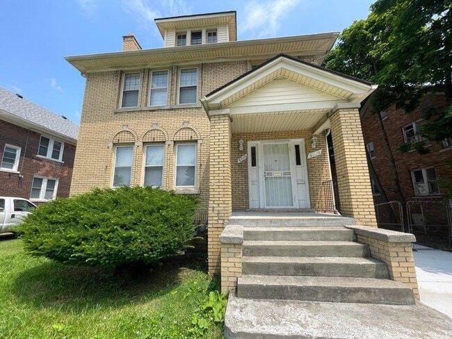 4706 Lakewood St in Detroit, MI - Building Photo - Building Photo