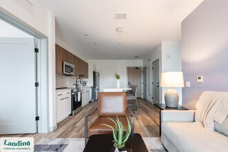 39 Railroad Ave in Haverhill, MA - Foto de edificio - Building Photo