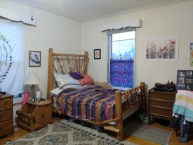 224 E Michigan St, Unit Apt. 2 in Marquette, MI - Building Photo