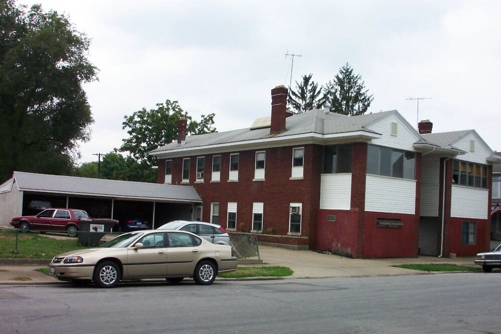 1002-1008 Elwood St in Middletown, OH - Building Photo