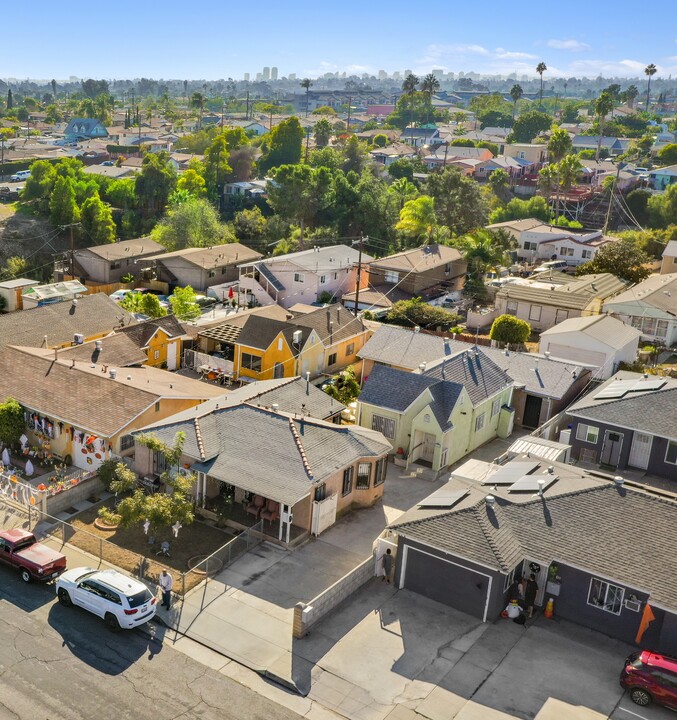 3560-3562.5 Menlo Ave in San Diego, CA - Building Photo