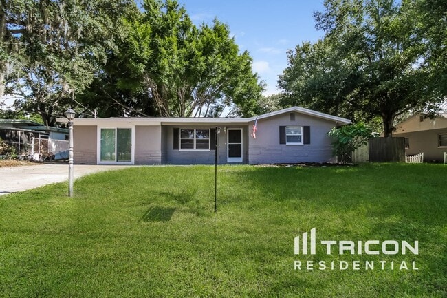 property at 43 Lake Shore Dr