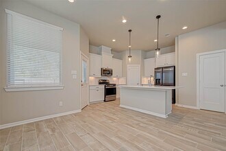 316 N Spotted Fern Dr in Montgomery, TX - Foto de edificio - Building Photo