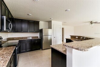 2127 Peyto Wy in Lakeland, FL - Building Photo - Building Photo