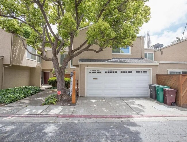 property at 85 Cassia Dr