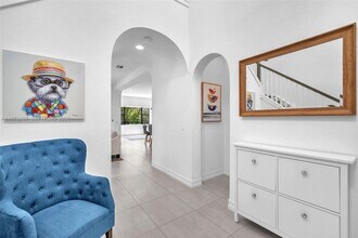 1052 SW 113th Way in Pembroke Pines, FL - Building Photo - Building Photo