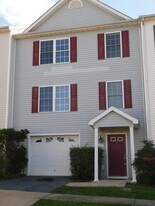 127 Lighthouse Ln in Winchester, VA - Building Photo