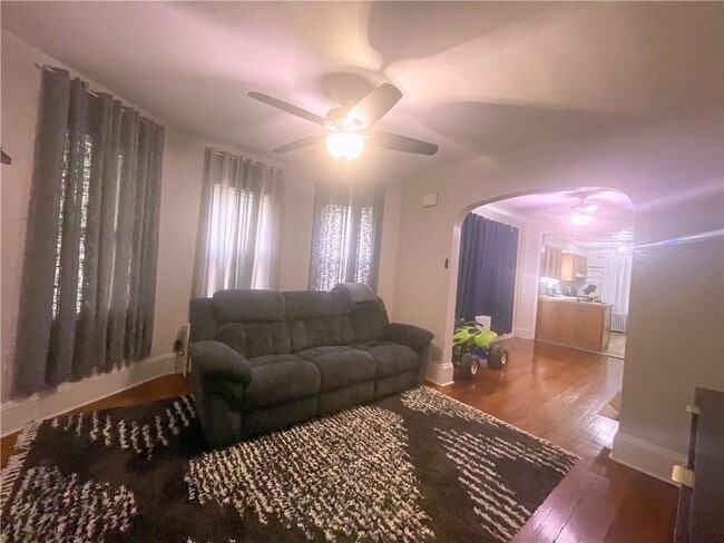 1005 Narragansett Blvd in Providence, RI - Building Photo - Building Photo