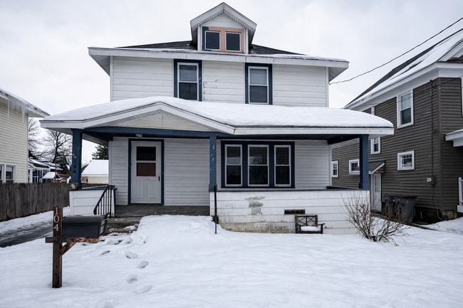 104 E Locust St in Rome, NY - Foto de edificio - Building Photo