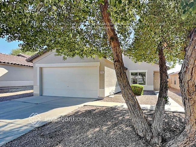 property at 8529 E Lakeview Ave