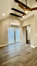 115 S Silverbell Rd in Tucson, AZ - Foto de edificio - Building Photo