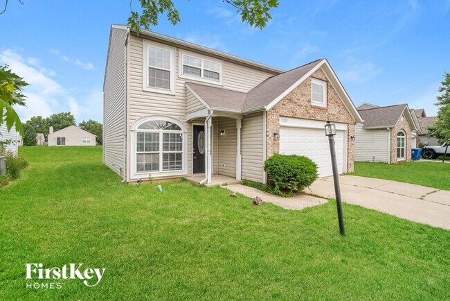 11120 Fall Dr in Indianapolis, IN - Building Photo - Building Photo