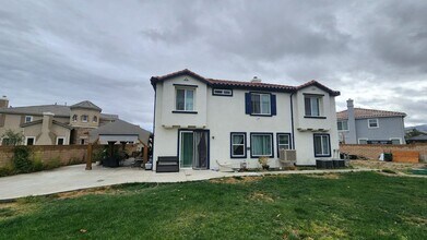 4009 Stable Dr in Palmdale, CA - Building Photo - Building Photo