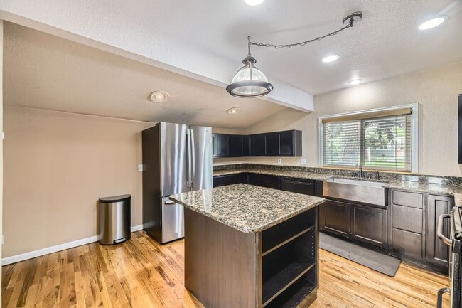 5339 S Windermere St in Littleton, CO - Building Photo - Building Photo