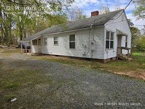 329 Plummer St in Asheboro, NC - Building Photo - Building Photo