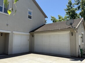 855 Old Oak Rd in Livermore, CA - Building Photo - Building Photo
