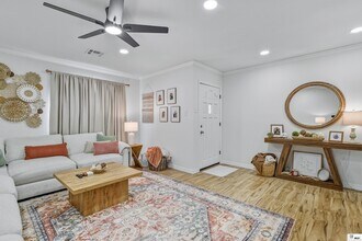 111 Jennifer Ln in West Monroe, LA - Foto de edificio - Building Photo