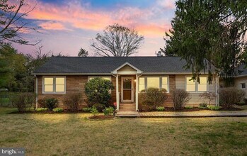 7804 Old Carolina Rd in Gainesville, VA - Building Photo - Building Photo