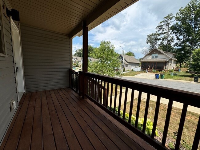 6 Yarrow Meadow Rd in Weaverville, NC - Building Photo - Building Photo