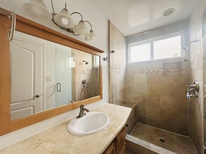 3645 Kelton Ave, Unit 2 in Los Angeles, CA - Building Photo - Building Photo