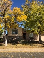 1882 S Walden Way in Aurora, CO - Building Photo