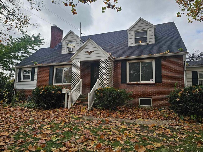 property at 152 Crim St