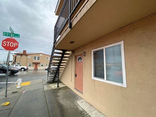 1529 23rd St-Unit -A in San Pablo, CA - Building Photo - Building Photo