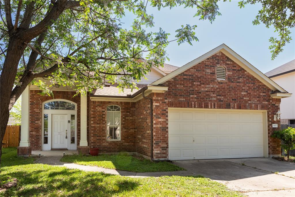665 Reggie Jackson Trail in Round Rock, TX - Foto de edificio