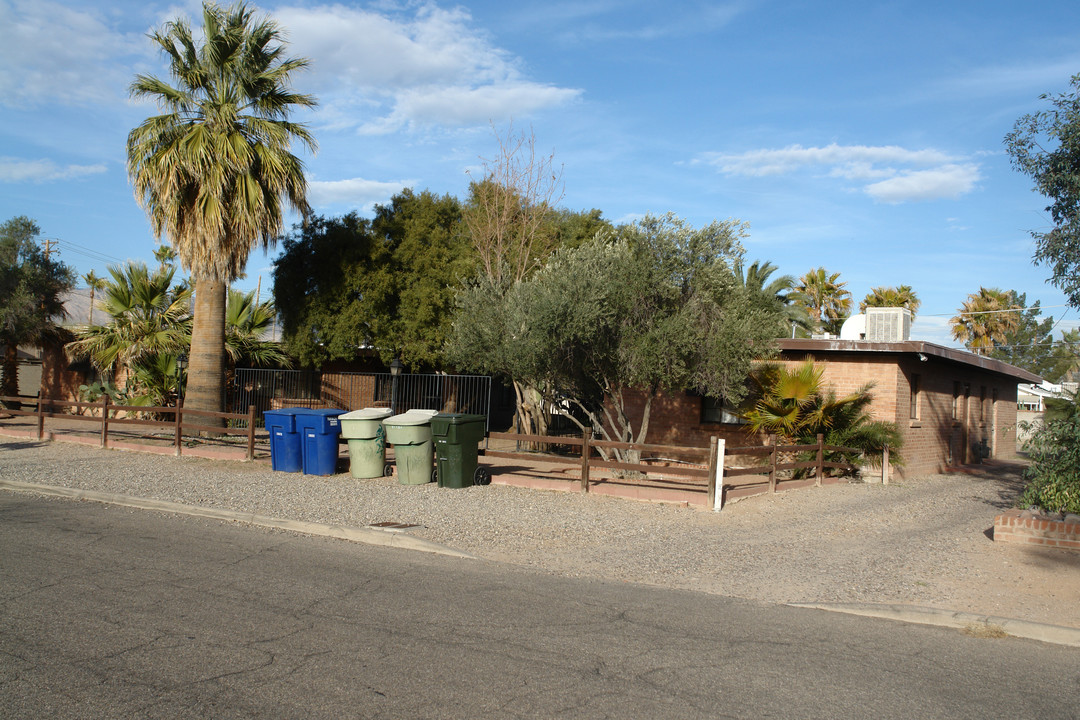 2326-2336 N Richey Blvd in Tucson, AZ - Building Photo