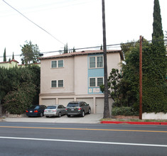 Deluxe Apartments in Los Angeles, CA - Building Photo - Building Photo