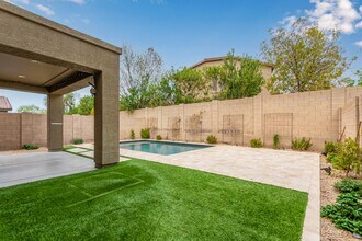 2626 W Florentine Rd in Phoenix, AZ - Building Photo - Building Photo