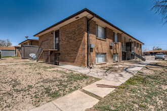 Glendale Apartments in Evans, CO - Building Photo - Building Photo