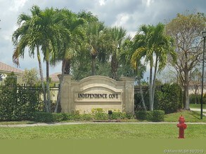 1211 Imperial Lake Rd in West Palm Beach, FL - Building Photo - Building Photo