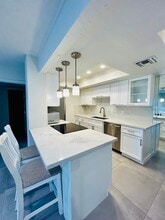 7557 N Dreamy Draw Dr, Unit 156 in Phoenix, AZ - Building Photo - Building Photo