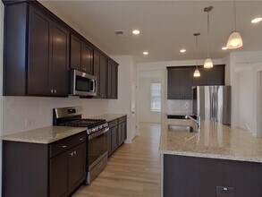 425 Freeport Wy in Mcdonough, GA - Building Photo - Building Photo