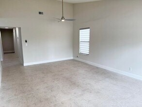 1065 Mulberry Pl in Wellington, FL - Building Photo - Building Photo