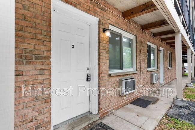 property at 3716 Geraldine Ave