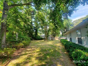 6902 Persimmon Pl in Wilmington, NC - Building Photo - Building Photo