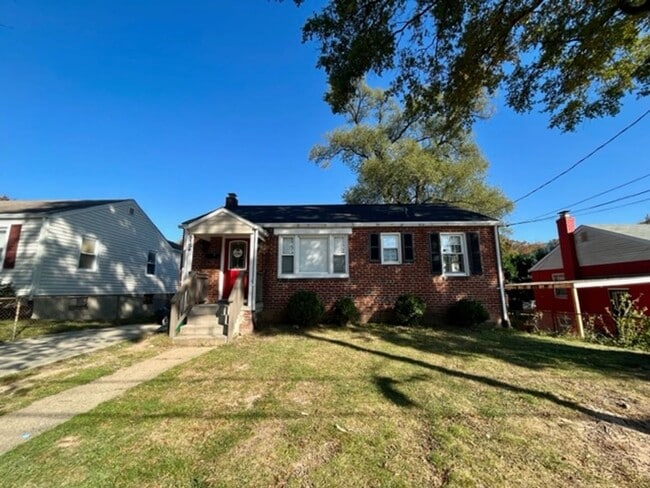 property at 5128 Mangum Rd
