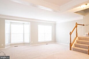 20680 Southwind Terrace in Ashburn, VA - Building Photo