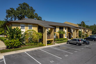 Bella Vista Sailwinds On Lake Seminole in Largo, FL - Building Photo - Primary Photo