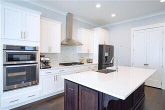 6030 Richwood Cir in Roswell, GA - Building Photo - Building Photo