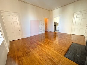 18 Mt Vernon St in Boston, MA - Building Photo - Building Photo