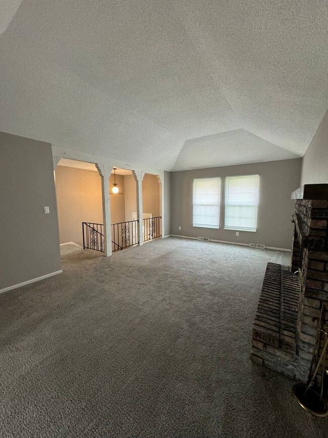 16929 E 3rd St S in Independence, MO - Building Photo - Building Photo