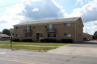 14590 Stephens Dr in Eastpointe, MI - Building Photo