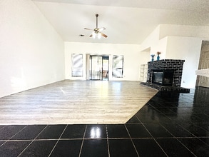 912 Mandana Ct in Modesto, CA - Building Photo - Building Photo