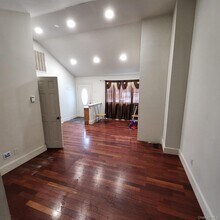 8 Orchard Lake Dr in Monroe, NY - Building Photo - Building Photo