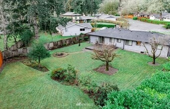 9819 Willowood Pl SW in Tacoma, WA - Building Photo - Building Photo