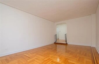 2685 Creston Ave in Bronx, NY - Foto de edificio - Building Photo